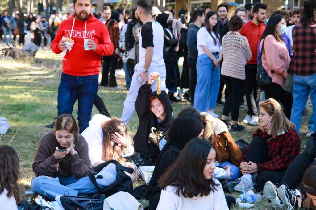 Türk dünyası, üniversitelileri̇ Aladağ'a çıkardı