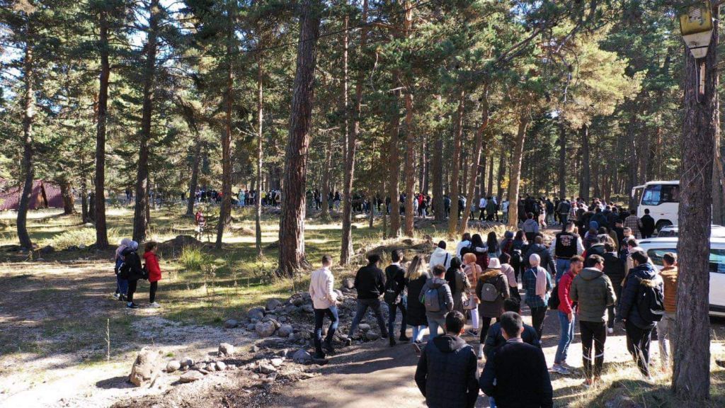 Türk dünyası, üniversitelileri̇ Aladağ'a çıkardı