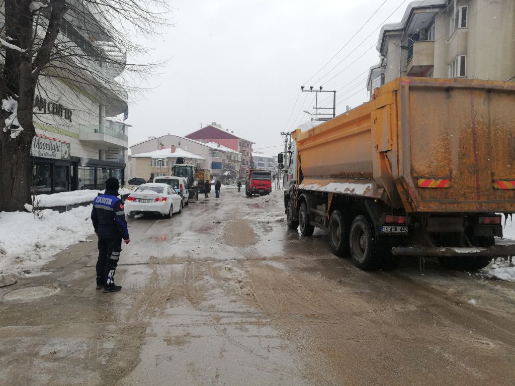 Uyarı levhası koymak çok mu zor?