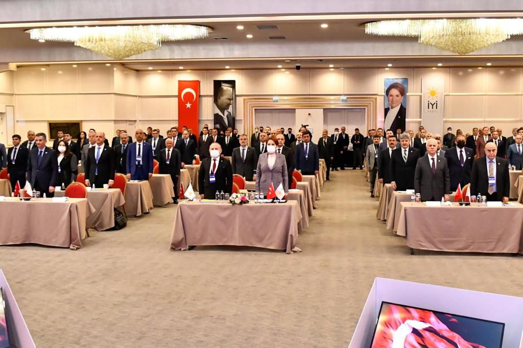 Örnekbaş İYİ Parti İl Başkanları Çalıştayı'na katıldı