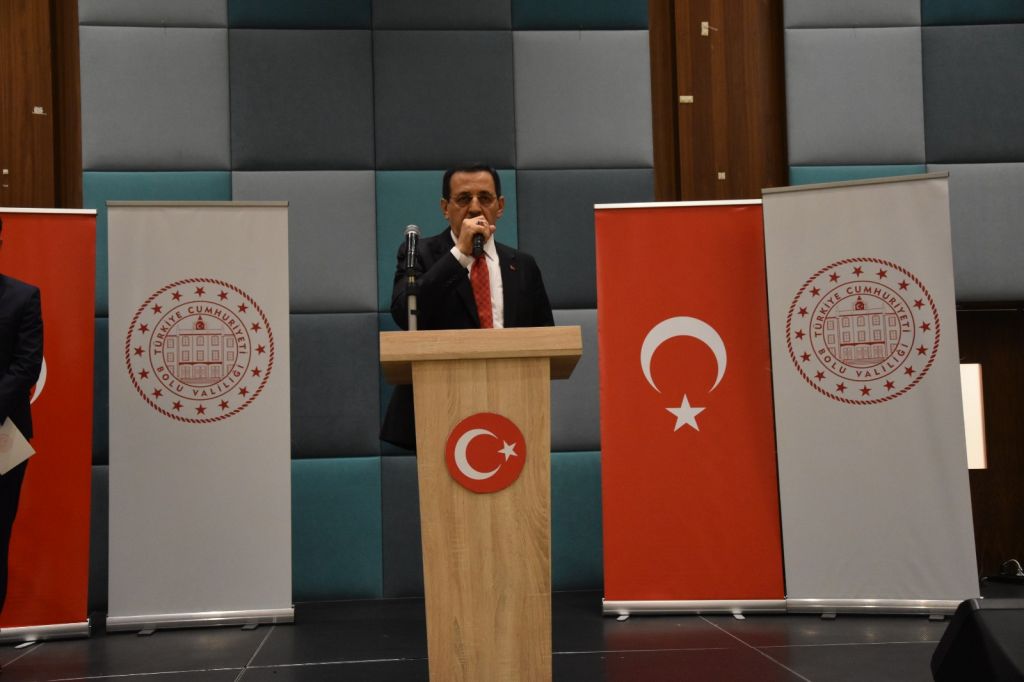 BAKAN ÖZER BOLU'DA İFTAR PROGRAMINA KATILDI