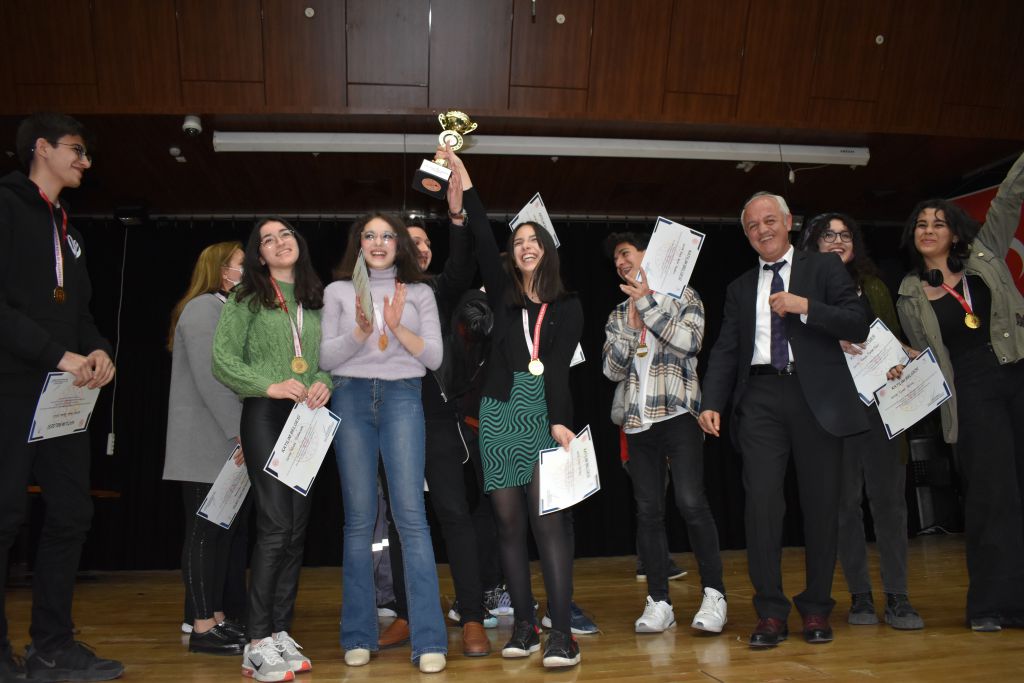 Bolu Gençlik Merkezi Tiyatro Yarışması Düzenledi