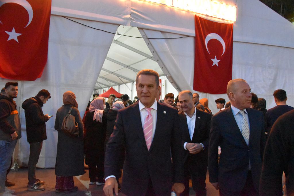 Sarıgül'den siyasi partilere genel af çağrısı