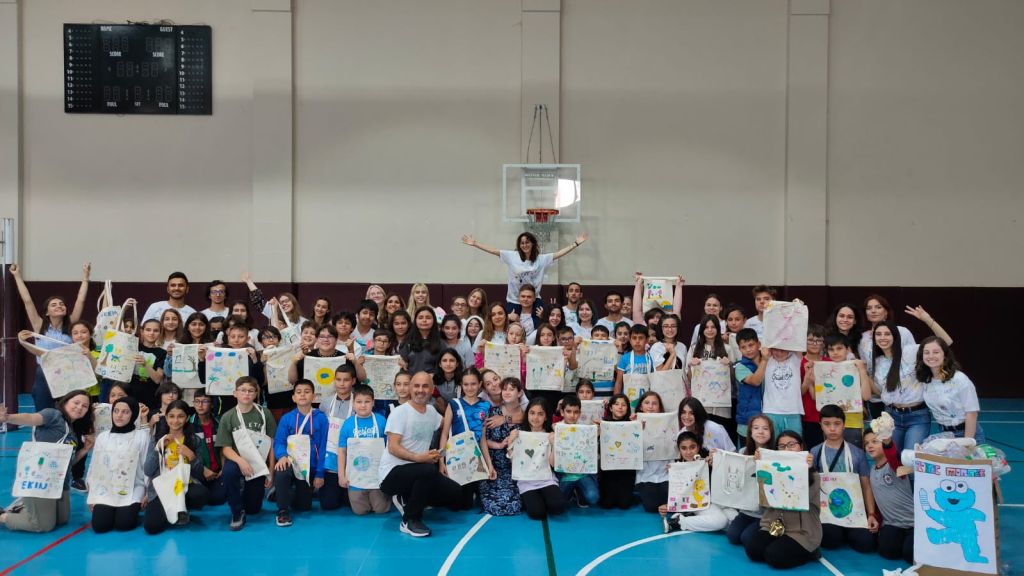 AVRUPALI ÖĞRENCİLER BOLU'YA HAYRAN KALDI
