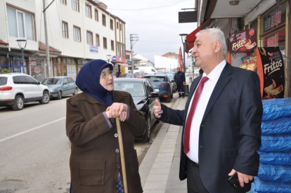 CHP'li Kurt ilçe teşkilatlarıyla buluştu