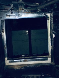 Tırın kasasına gizlenmiş düzensiz göçmenler yakalandı