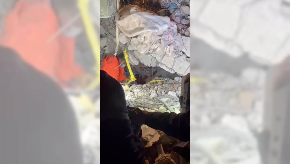 Acının ve sevincin birleştiği an