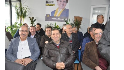 İrfan Bayar'dan coşkulu aday adaylığı açıklaması