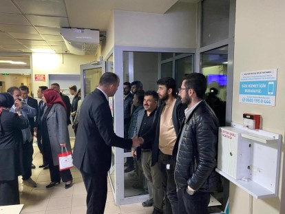 Akgül sağlık personeli ve hastaları unutmadı