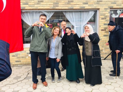 Burak Cop ayak basmadık yer bırakmıyor