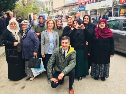 Burak Cop ayak basmadık yer bırakmıyor