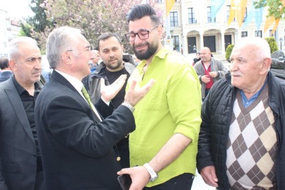 Coşkunyürek vatandaşı coşturdu