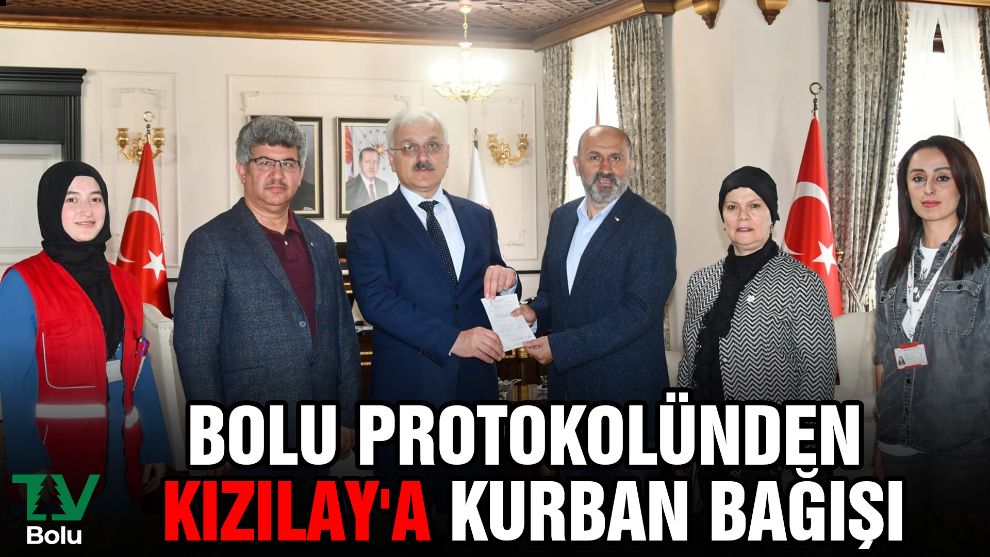 Bolu protokolünden Kızılay'a kurban bağışı