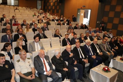 16. İzzet Baysal sosyal sorumluluk ödülü  Mebrure Bağışgil'in