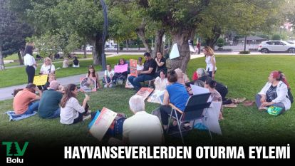Hayvanseverlerden oturma eylemi