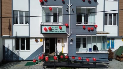 İZ AKADEMİ ÖZEL EĞİTİM VE REHABİLİTASYON MERKEZİNDEN ÖNEMLİ AÇIKLAMA...ÇOCUKLARDA EKRAN BAĞIMLILIĞI İÇİN NELER YAPMALIYIZ? 