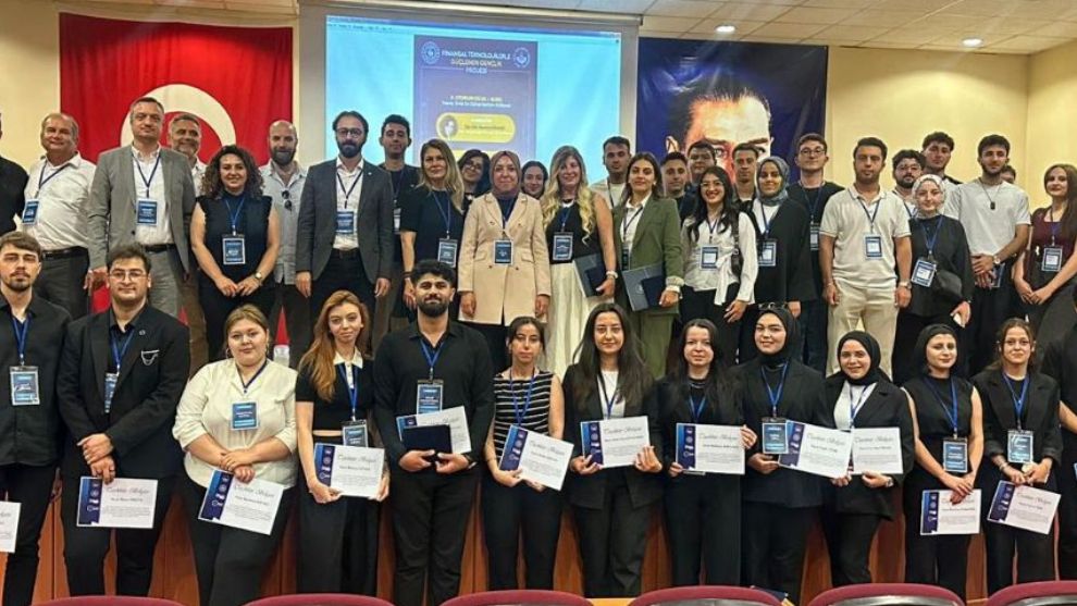 Finansal Teknolojilerle Güçlenen Gençlik Projesi Bolu Myo'da Gerçekleştirildi