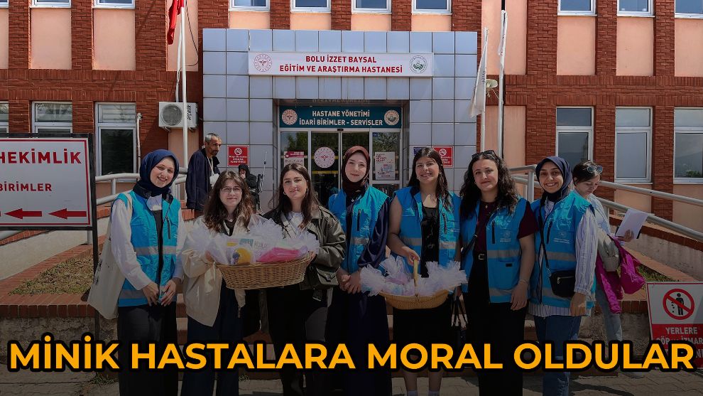 Minik hastalara moral oldular