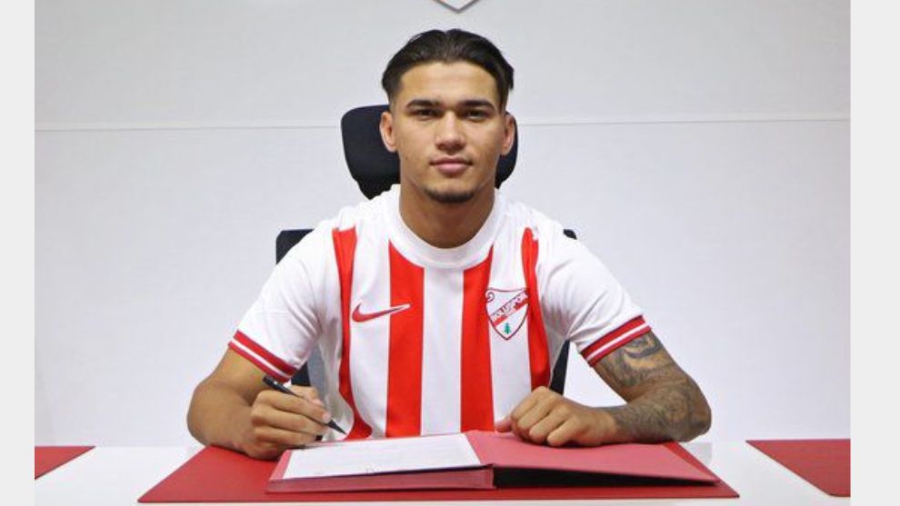 Bolurspor'da sağ bek takviyesi