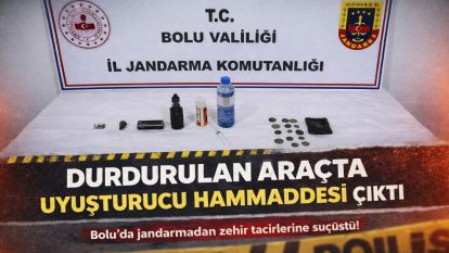 Durdurulan araçta uyuşturucu hammaddesi çıktı