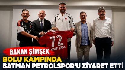 Bakan Şimşek, Bolu kampındaki Batman Petrolspor'u ziyaret etti